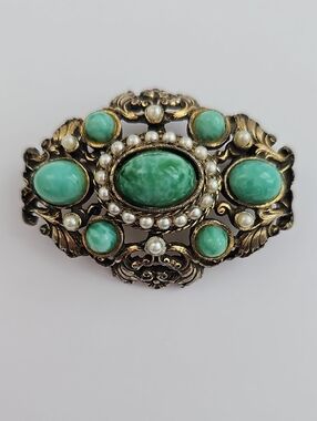 De Nicola Green Peking Glass Victorian Revival Brooch Pin